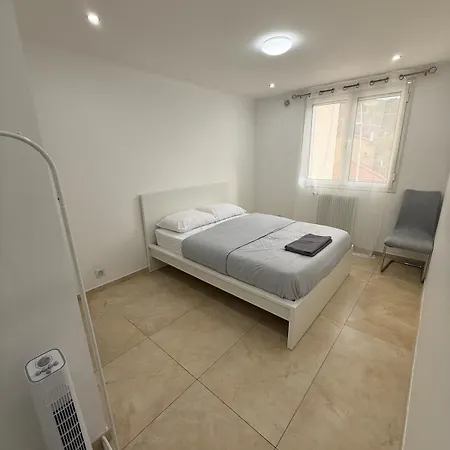 Spacious 3-bedroom, Parking, Secure Residence, Lejlighed