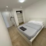 Spacious 3-bedroom, Parking, Secure Residence, Appartamento Cannes