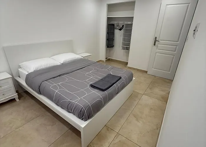 Spacious 3-bedroom, Parking, Secure Residence, *